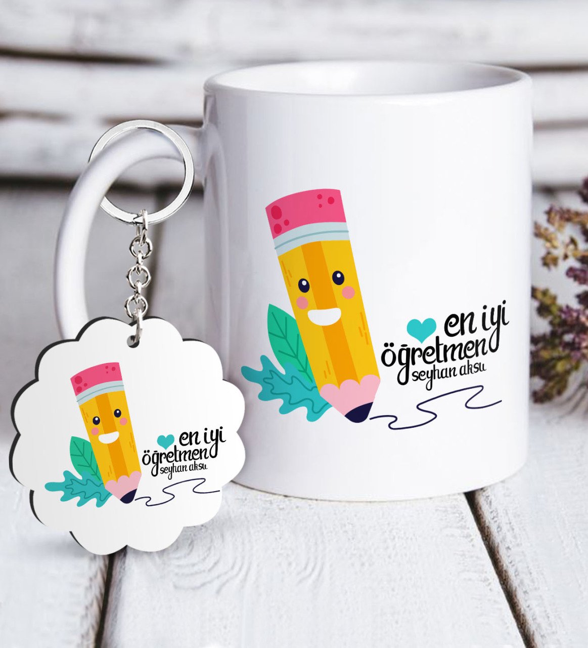 Kişiye Özel En İyi Öğretmen Beyaz Kupa ve Anahtarlık Hediye Seti-10