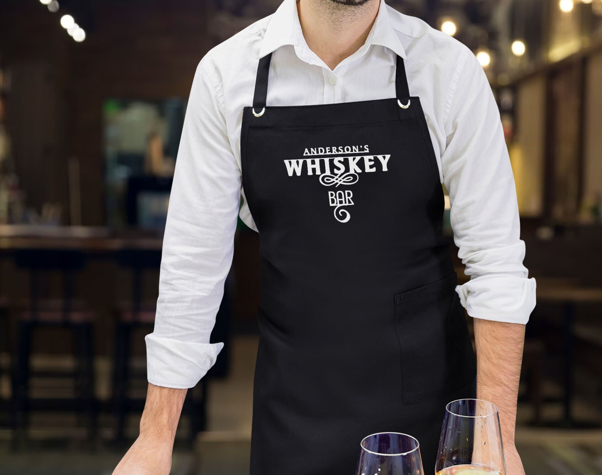 BK Gift Kişiye Özel İsimli Bar Tasarımlı Profesyonel Siyah Mutfak Önlüğü, Aşçı Önlüğü, Şef Önlüğü, Arkadaşa Hediye-4