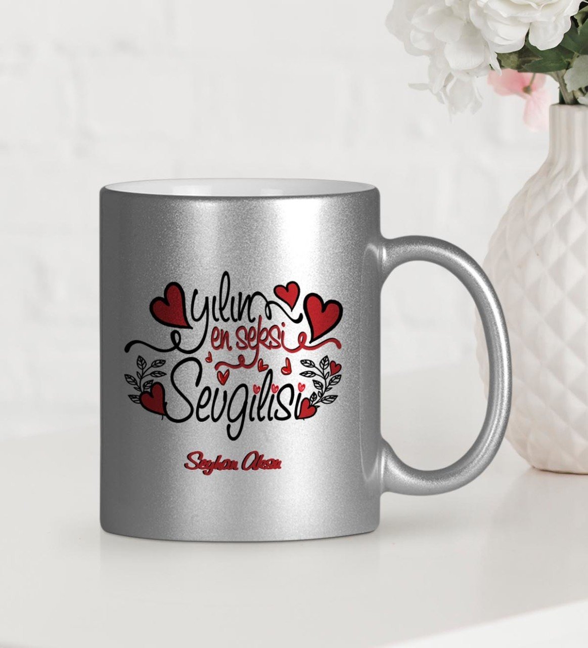 Kişiye Özel Yılın En Seksi Sevgilisi Gümüş Yaldızlı Kupa Bardak
