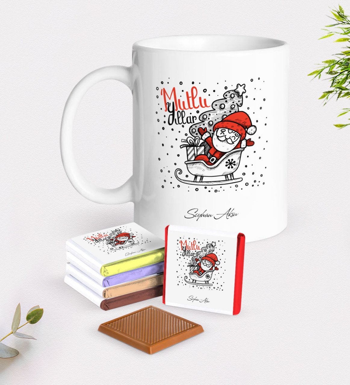 Kişiye Özel Noel Baba Beyaz Kupa ve Çikolata Hediye Seti-5