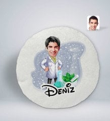 Kişiye Özel İsimli Erkek Eczacı Karikatürlü Yuvarlak Araç Koltuk Yastığı-1