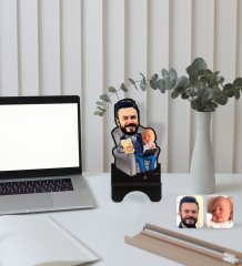Kişiye Özel Baba Oğul Karikatürlü Ahşap Biblo Telefon Standı-1