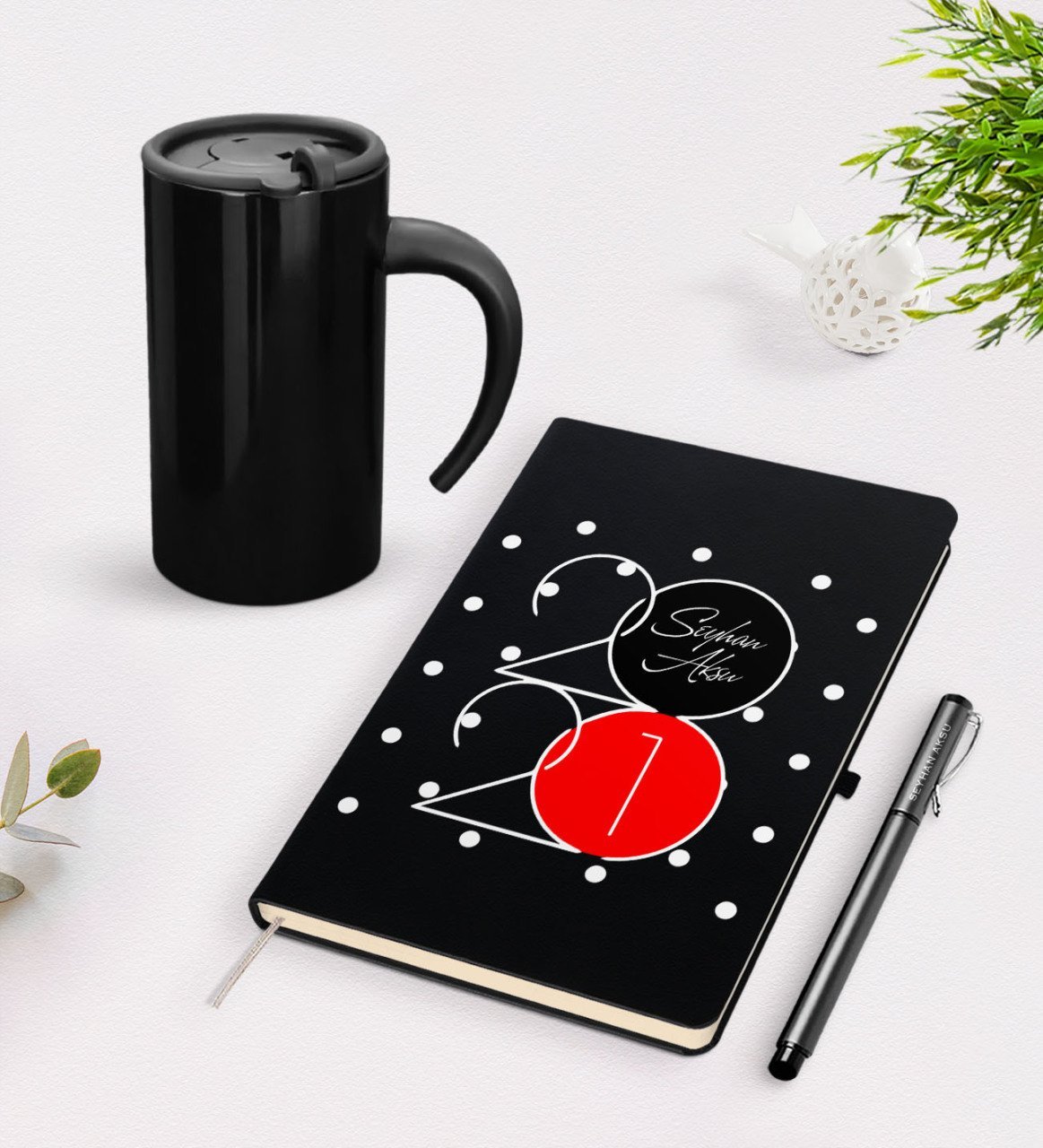 BK Gift Kişiye Özel Yılbaşı 2023 Temalı Siyah Defter Kalem Termos Mug Seti - 1