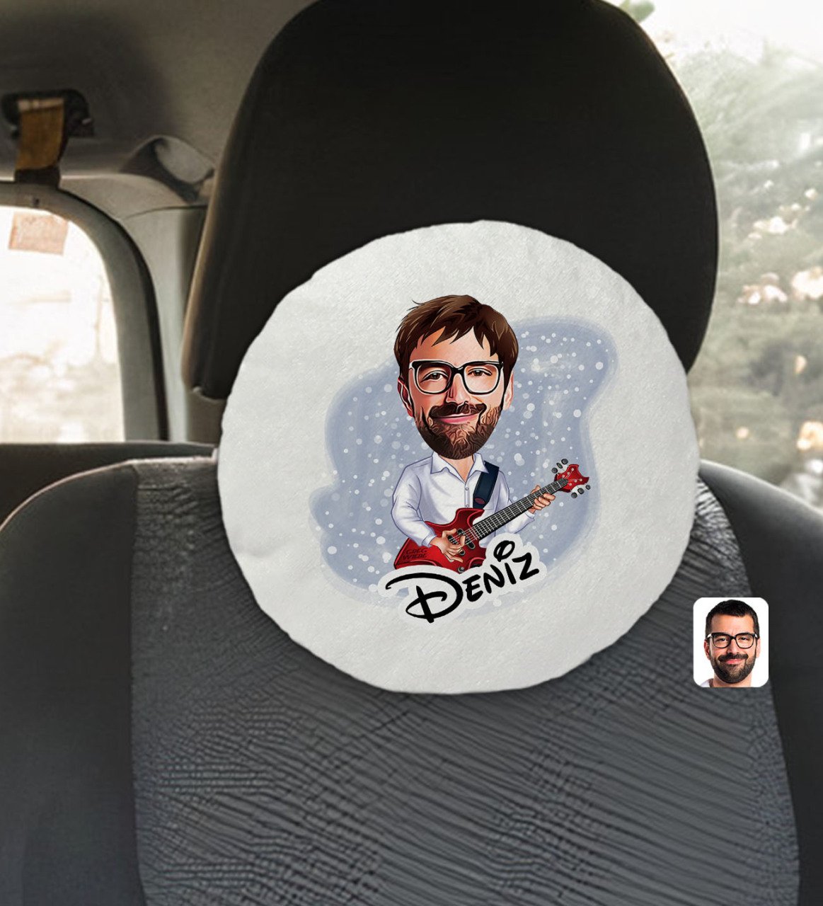 Kişiye Özel İsimli Erkek Gitarist Karikatürlü Yuvarlak Araç Koltuk Yastığı-2