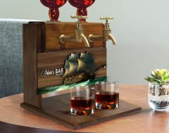 BK Gift Kişiye Özel Kabartma Gemi Tasarımlı Çift Musluklu Doğal Ahşap İçki Standı-9, İçki Standı, Doğum Günü Hediyesi, Ev Hediyesi, Erkek Hediye