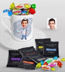 Kişiye Özel Bay Diş Hekimi Karikatürlü Türk Kahvesi Fincanı Selamlique Karışık Türk Kahvesi ve Haribo Şeker Hediye Seti-3