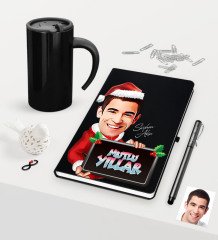 Kişiye Özel Yılbaşı Bay Karikatürlü Siyah Defter Kalem Termos Mug Seti - 2