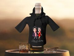 BK Gift Kişiye Özel Sevgililer Karikatürlü Mini Siyah İçki Şişesi Tişörtü , Ev Bar Dekoru, Viski, Şarap, Votka, Rakı Şişesi Tişörtü, Ev Barı-14