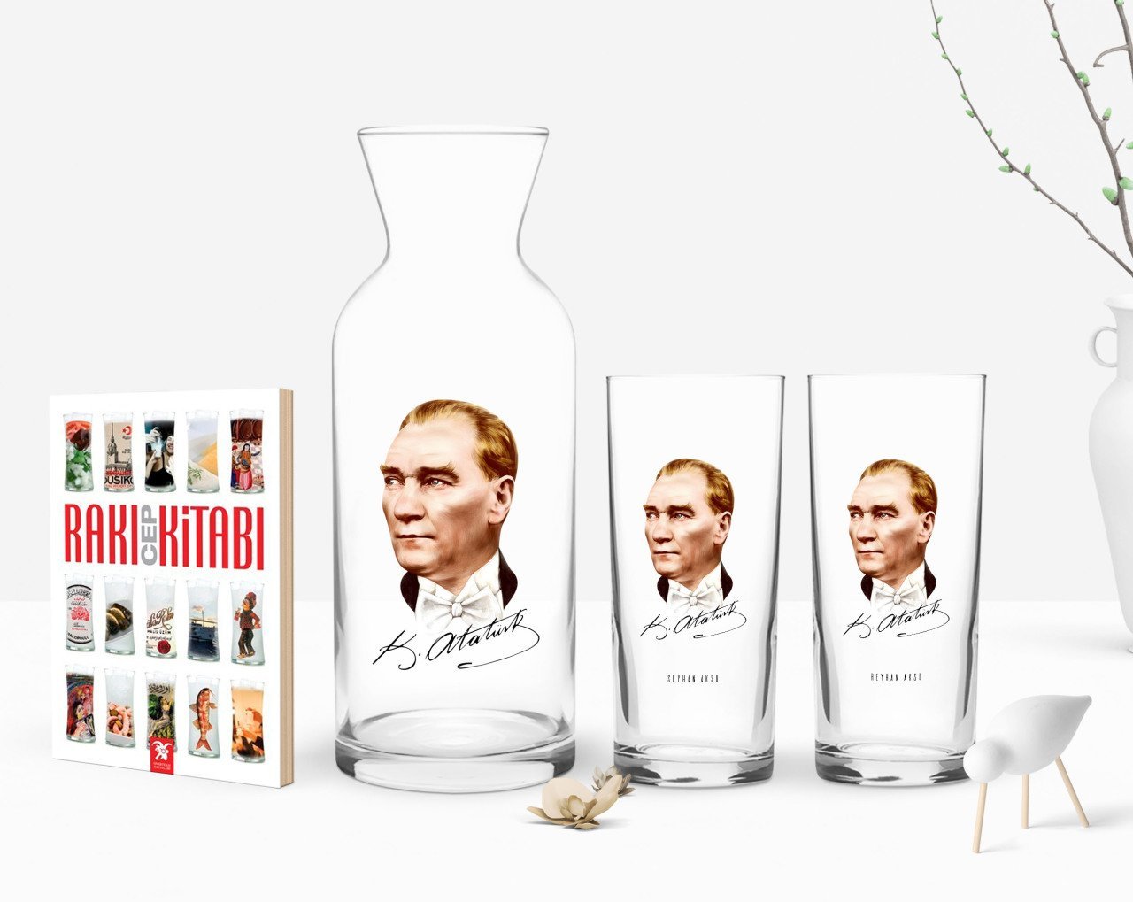 Kişiye Özel Renkli Baskılı Atatürk Temalı İkili Rakı Bardağı Karaf ve Cep Kitabı Hediye Seti-15