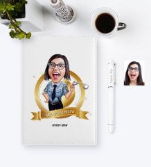 Kişiye Özel Yılın En İyi Bayan Polisi Karikatürlü 2023 Ajanda Kalem Seti - 1