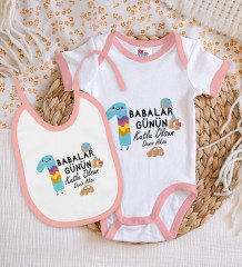 BK Kids Kişiye Özel İlk Babalar Günü Tasarımlı Pembe Bebek Body Zıbın ve Mama Önlüğü Hediye Seti-2