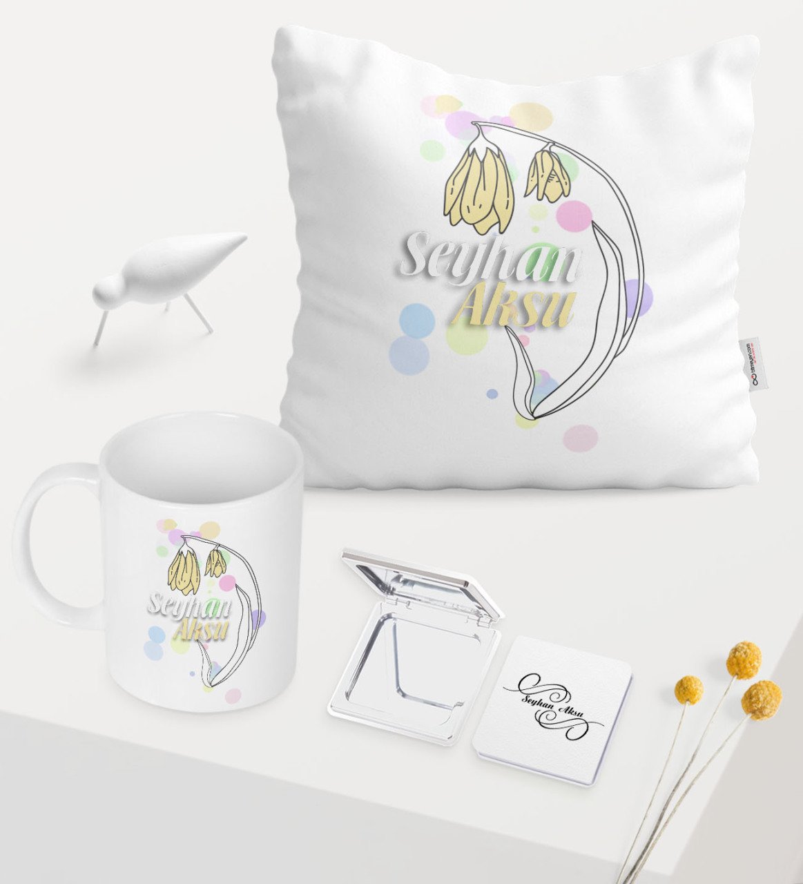 Kadınlar Gününe Özel Beyaz Kupa Ayna Yastık Seti - 13