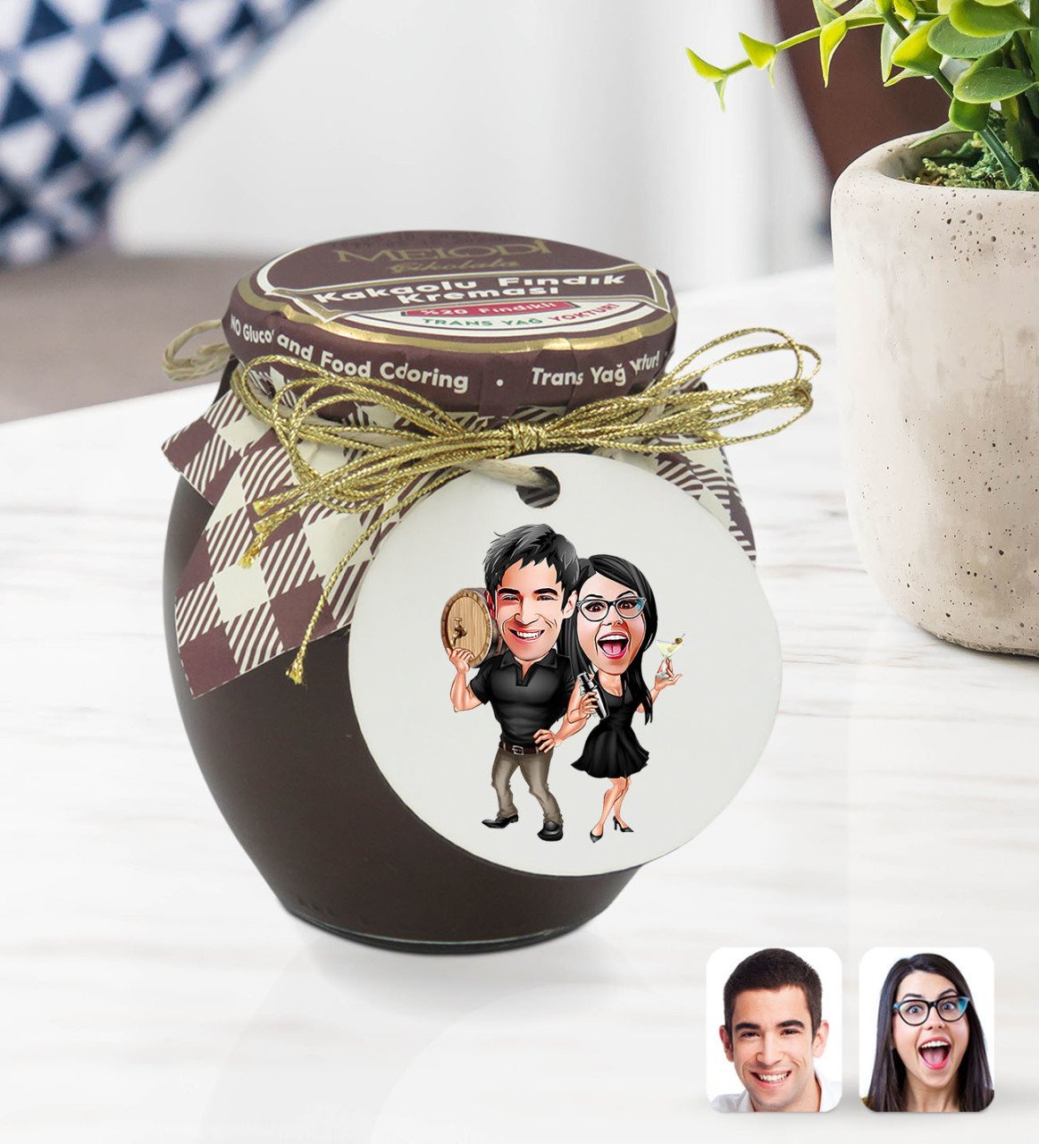 Kişiye Özel Sevgililer Karikatürlü Ahşap Anahtarlıklı El Yapımı 400gr Melodi Kakaolu Fındık Kreması Hediye Seti-18