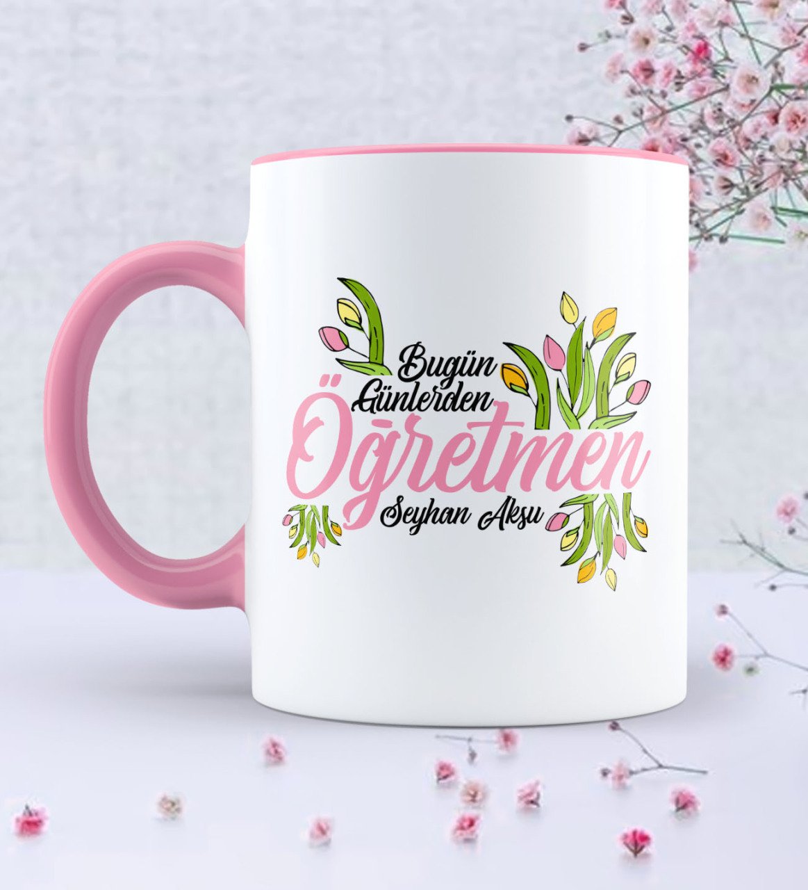 Kişiye Özel Bugün Günlerden Öğretmen Pembe Kupa Bardak - 1