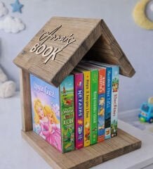 BK Gift Kişiye Özel Ahşap Kabartma İsimli Kitaplık – Dekoratif Masaüstü Ahşap Kitaplık