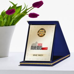 Kişiye Özel Yılın En İyi Tekstil Mühendisi Lacivert Plaket Ödülü - 3