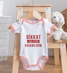 BK Kids Dikkat Çok İçtim Tasarımlı Pembe Bebek Body Zıbın ve Mama Önlüğü Hediye Seti-1