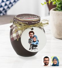Kişiye Özel Sevgililer Karikatürlü Ahşap Anahtarlıklı El Yapımı 400gr Melodi Kakaolu Fındık Kreması Hediye Seti-59