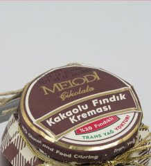 Kişiye Özel Sevgililer Karikatürlü Ahşap Anahtarlıklı El Yapımı 400gr Melodi Kakaolu Fındık Kreması Hediye Seti-81