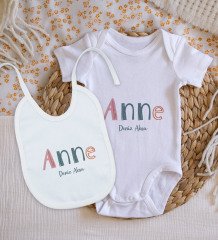 BK Kids Kişiye Özel Anne Tasarımlı Bebek Body Zıbın ve Mama Önlüğü Hediye Seti - Model 1