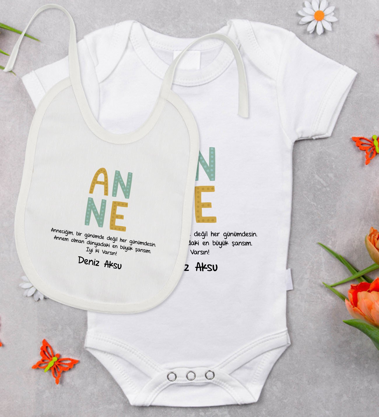 BK Kids Kişiye Özel Anne Tasarımlı Bebek Body Zıbın ve Mama Önlüğü Hediye Seti - Model 2