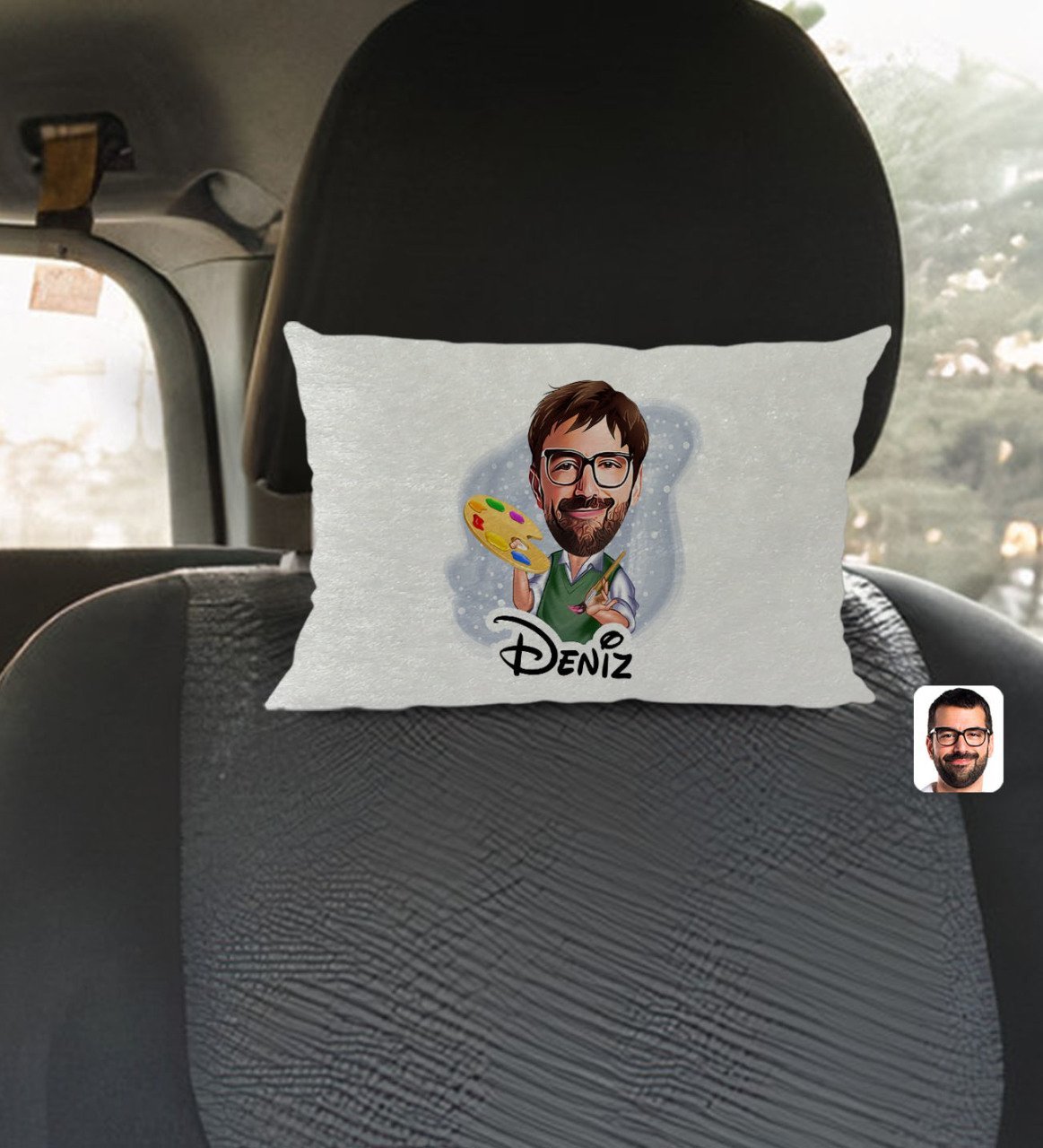 Kişiye Özel İsimli Erkek Ressam Karikatürlü Dikdörtgen Araç Koltuk Yastığı-1