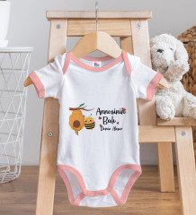 BK Kids Kişiye Özel Annesinin Balı Tasarımlı Pembe Bebek Body Zıbın ve Mama Önlüğü Hediye Seti