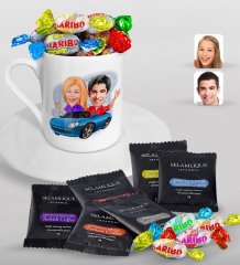 Kişiye Özel Sevgililer Karikatürlü Türk Kahvesi Fincanı Selamlique Karışık Türk Kahvesi ve Haribo Şeker Hediye Seti-52