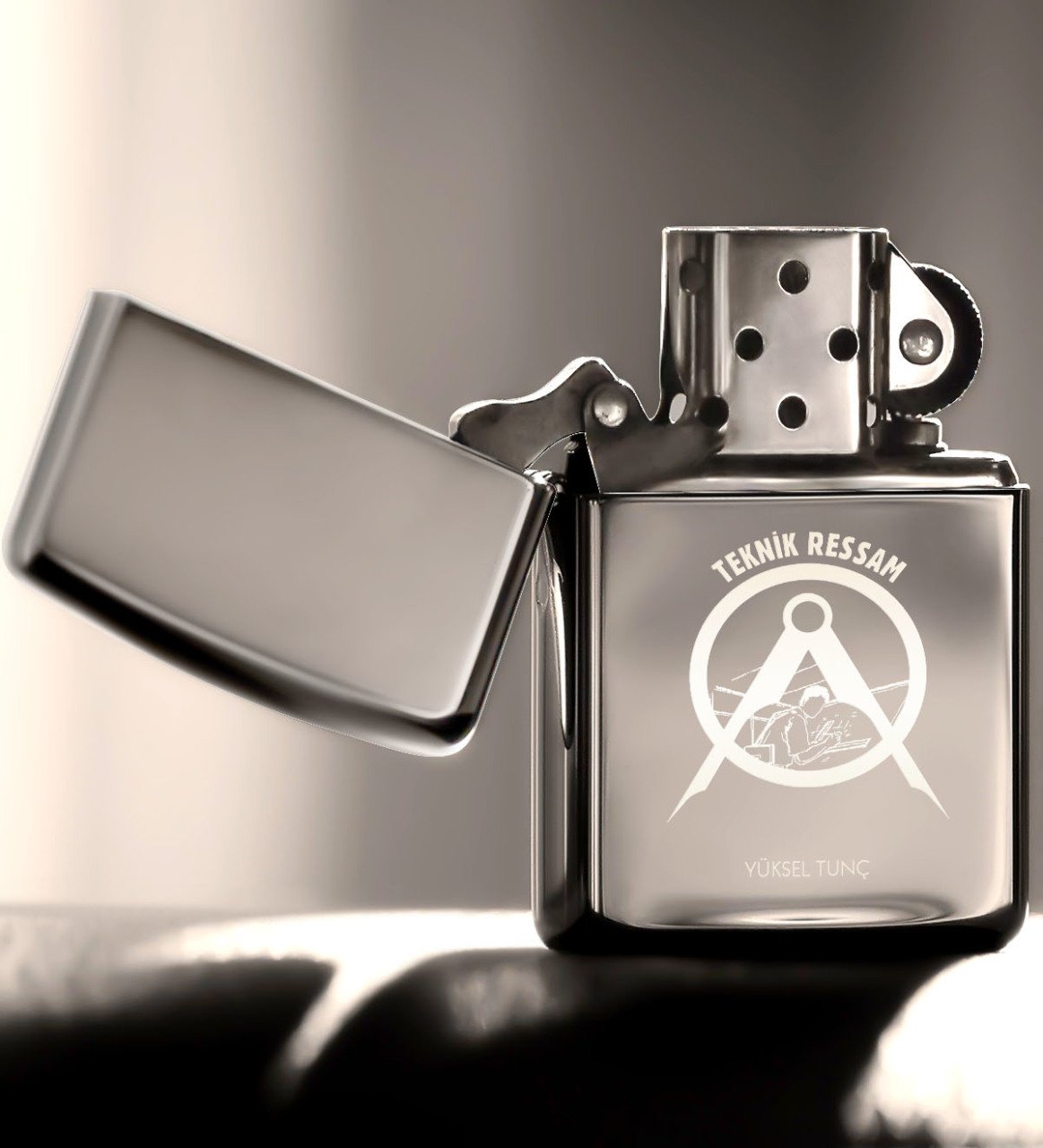 Kişiye Özel Teknik Ressam Benzinli Gümüş Gri Metal Çakmak - 1