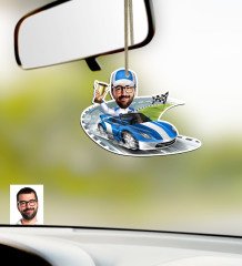 Kişiye Özel Bay Rallici Karikatürlü Ahşap Araba Dikiz Ayna Süsü