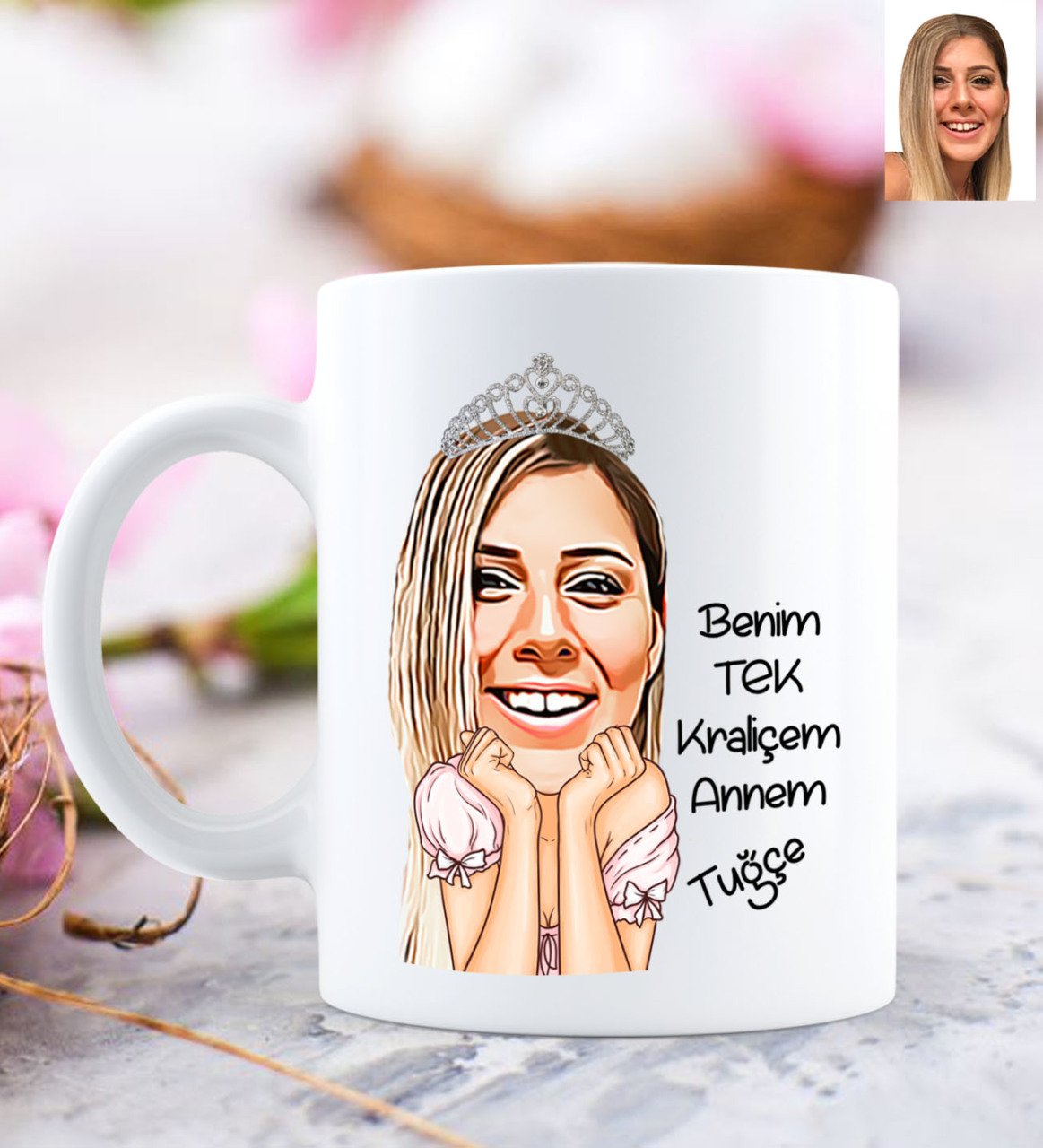 Kişiye Özel Kraliçe Annem Karikatürlü Beyaz Kupa Bardak-1