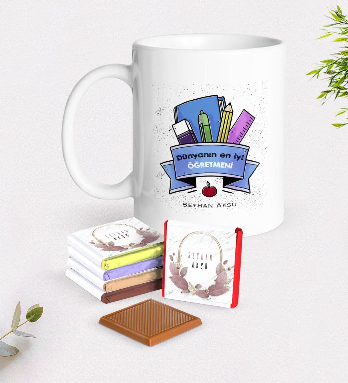 Kişiye Özel Dünyanın En İyi Öğretmeni Beyaz Kupa ve Çikolata Hediye Seti-23