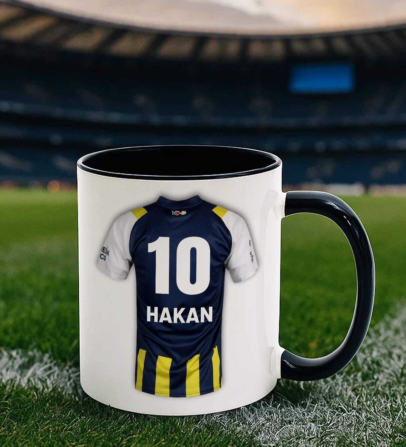 BK Gift Kişiye Özel Sarı Lacivert Taraftar Forma Numarası ve İsim Tasarımlı Baskılı Siyah Kupa Bardak, Taraftar Hediyesi