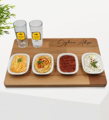 Kişiye Özel En Kötü Günümüz Böyle Olsun Tasarımlı 2’li Rakı Bardağı ve Meze Tabaklı Doğal Masif Ahşap Servis Sunum Tepsisi Model 3