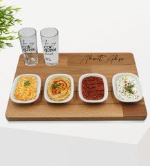 Kişiye Özel Herşey Çok Güzel Olacak Tasarımlı 2’li Rakı Bardağı ve Meze Tabaklı Doğal Masif Ahşap Servis Sunum Tepsisi Model 1
