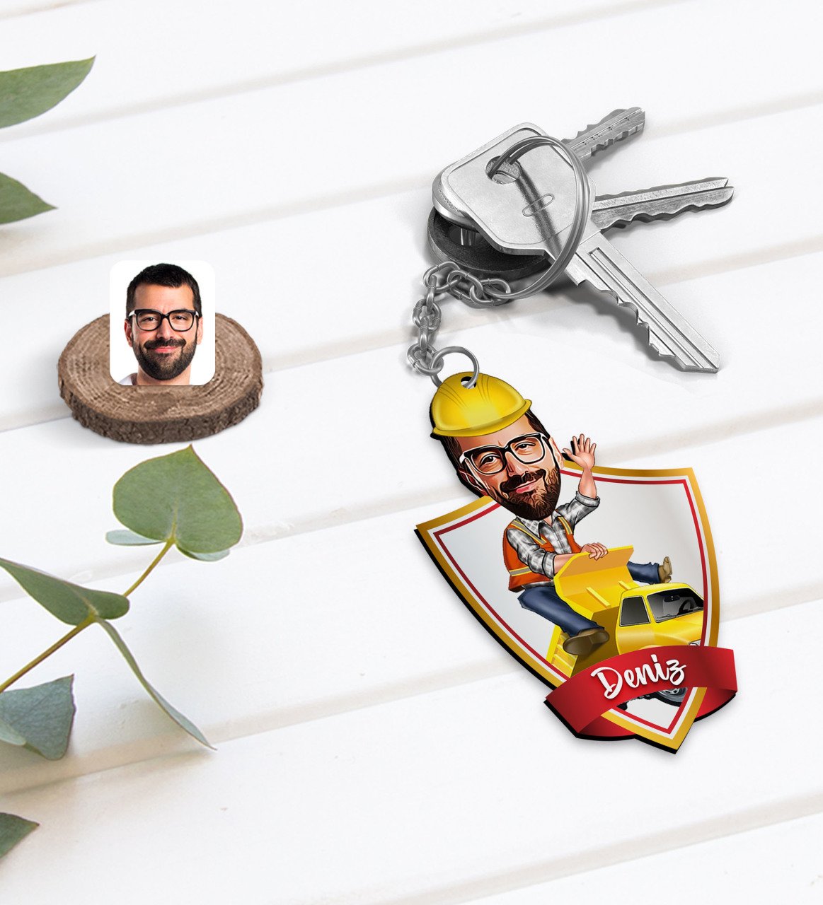 Kişiye Özel İsimli Erkek Yol Mühendisi Karikatürlü Ahşap Anahtarlık-1