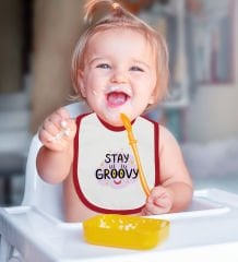 BK Kids Stay Groovy Tasarımlı Kırmızı Bebek Body Zıbın ve Mama Önlüğü Hediye Seti-1