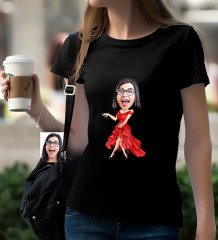 Kişiye Özel Bayan Manken Karikatürlü Siyah T-Shirt