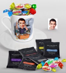 Kişiye Özel Bay Radyocu Karikatürlü Türk Kahvesi Fincanı Selamlique Karışık Türk Kahvesi ve Haribo Şeker Hediye Seti-1