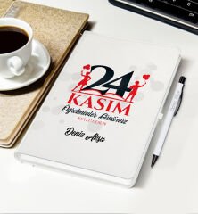 BK Gift Kişiye Özel İsimli Öğretmenler Günü Tasarımlı Beyaz Defter, Tükenmez Kalem, Kupa ve Bardak Altlığı Hediye Seti- 14, Öğretmene Hediye, Öğretmenler Günü