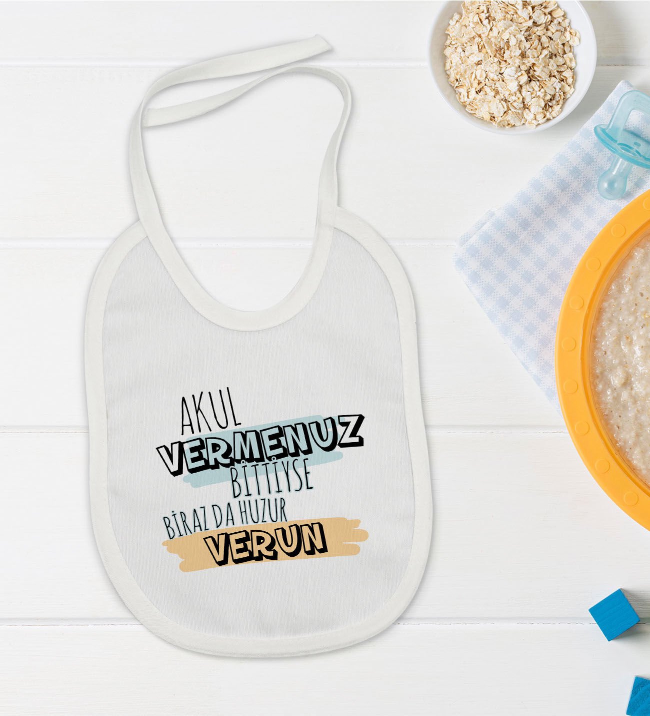 BK Kids Akul Vermenuz Bittiyse Tasarımlı Beyaz Bebek Mama Önlüğü-1