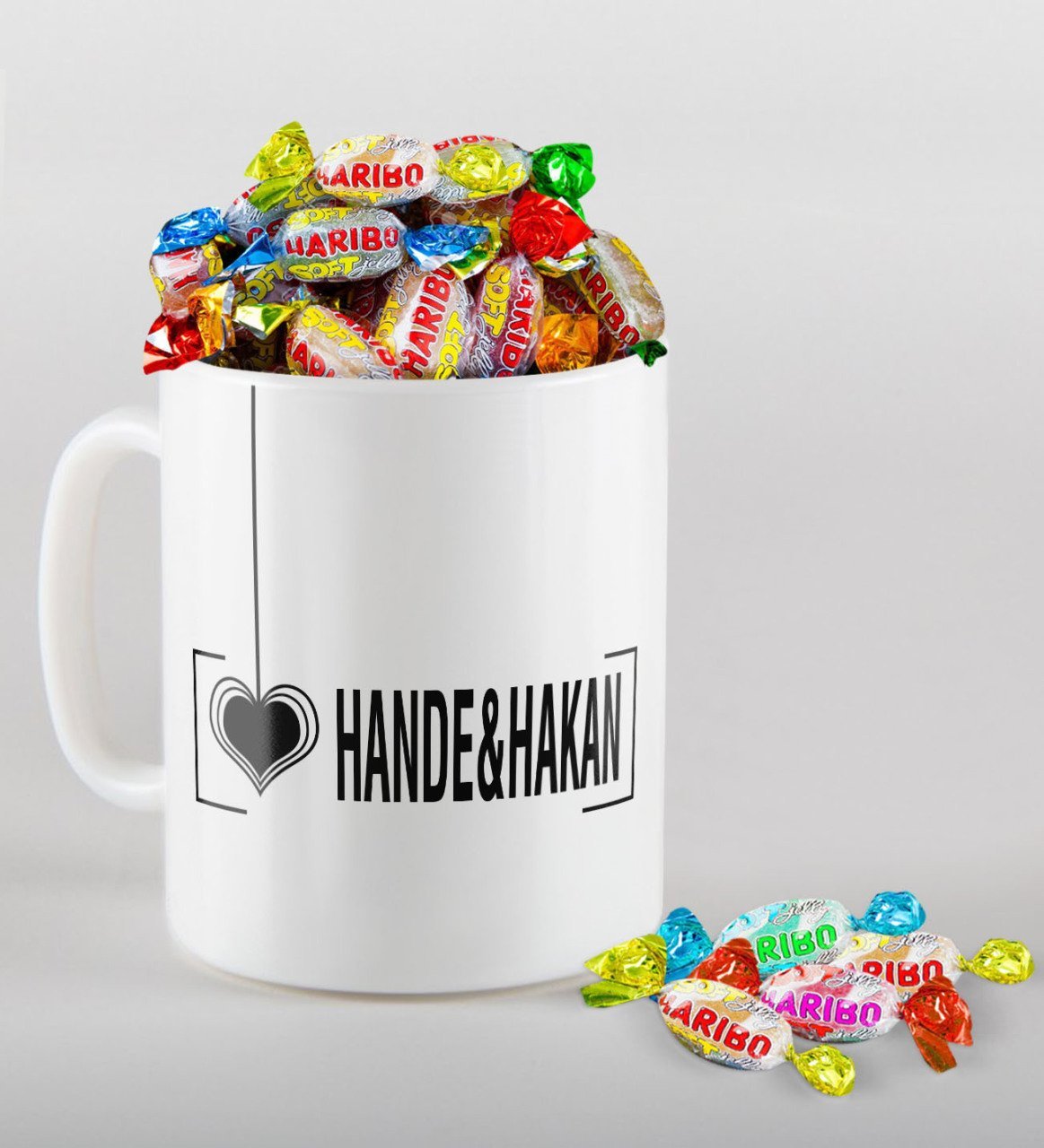 Kişiye Özel Sevgililer Günü Beyaz Kupa ve Haribo Şeker Hediye Seti-126
