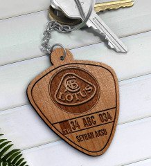 Kişiye Özel İsimli Plakalı Lotus Ahşap Anahtarlık-1