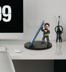 Kişiye Özel Karikatürlü Süper Kahraman Ahşap Biblo Telefon Standı-6