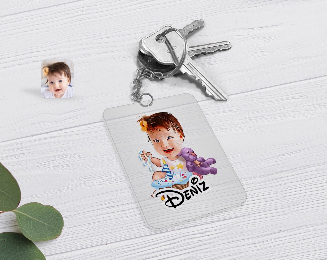 Kişiye Özel Bebek Doğum Günü Karikatürlü Şeffaf Pleksi Anahtarlık-2