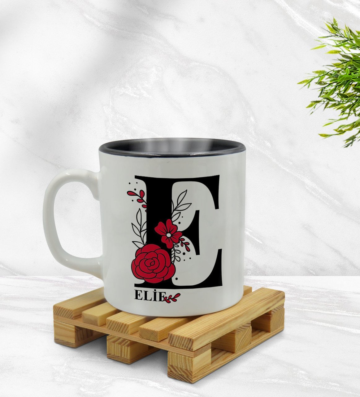 Kişiye Özel Harfli İsimli İçi Siyah Renkli Kupa Bardak Model 6