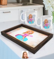 Kişiye Özel Kadın Doğum Günü Karikatürlü Doğal Ahşap Tepsi ve 2’li Kupa Bardak Seti-2