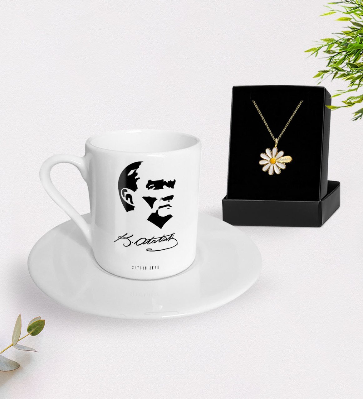 Kişiye Özel Atatürk Temalı Türk Kahvesi Fincanı ve İsimli Papatya Kolye Hediye Seti-24