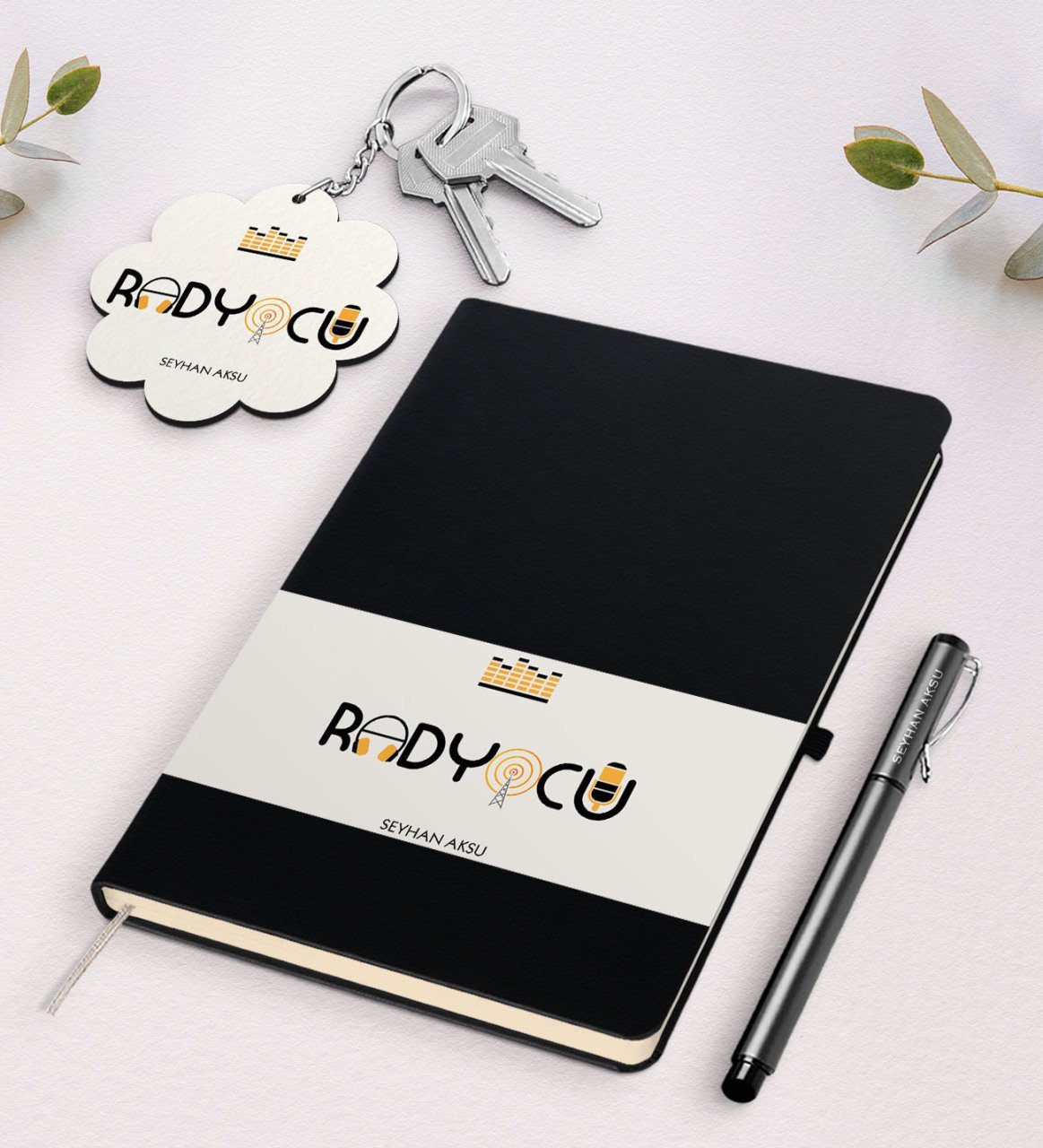 Kişiye Özel Radyocu Siyah Defter Kalem Ve Anahtarlık Hediye Seti