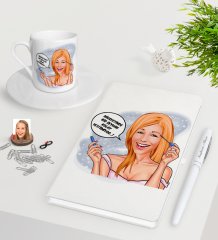 Kişiye Özel Bayan Kolay Yetişmiyor Karikatürlü Beyaz Defter Kalem Türk Kahvesi Fincanı Seti-7